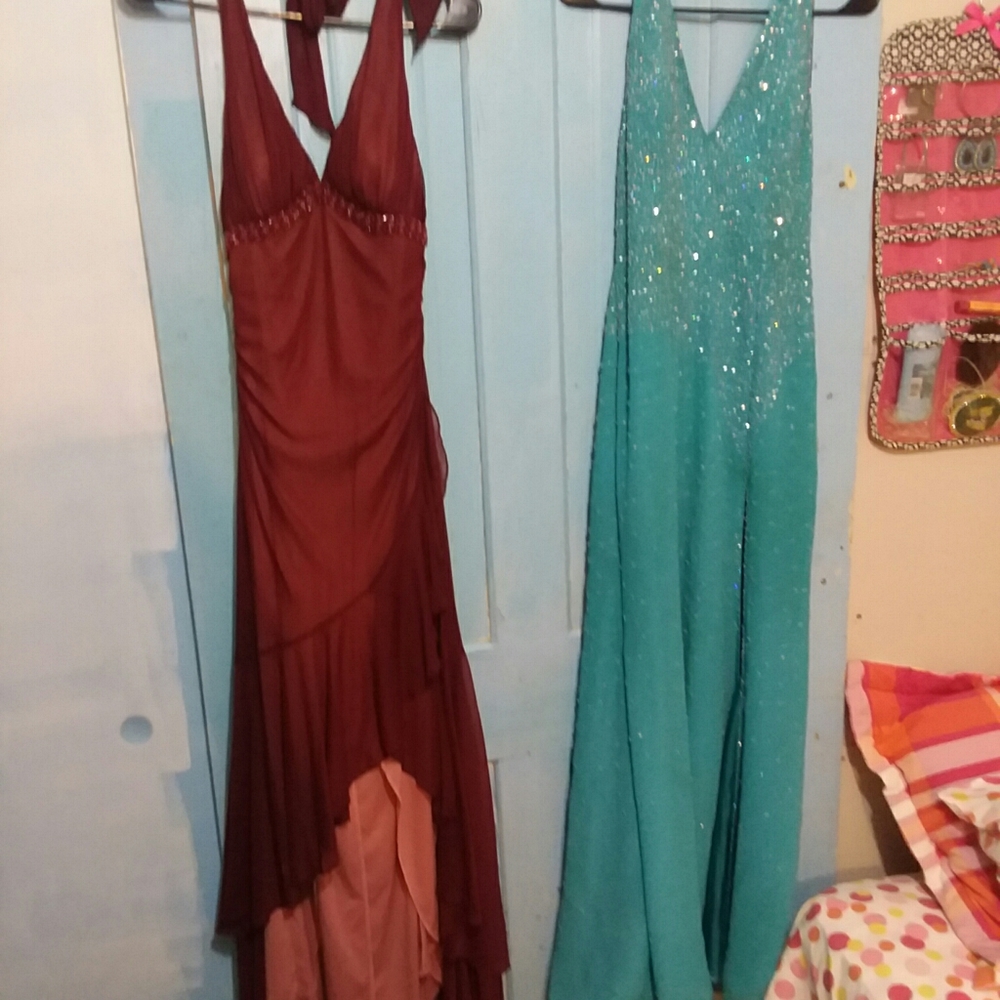 Prom dresses - Picture 4 of 4